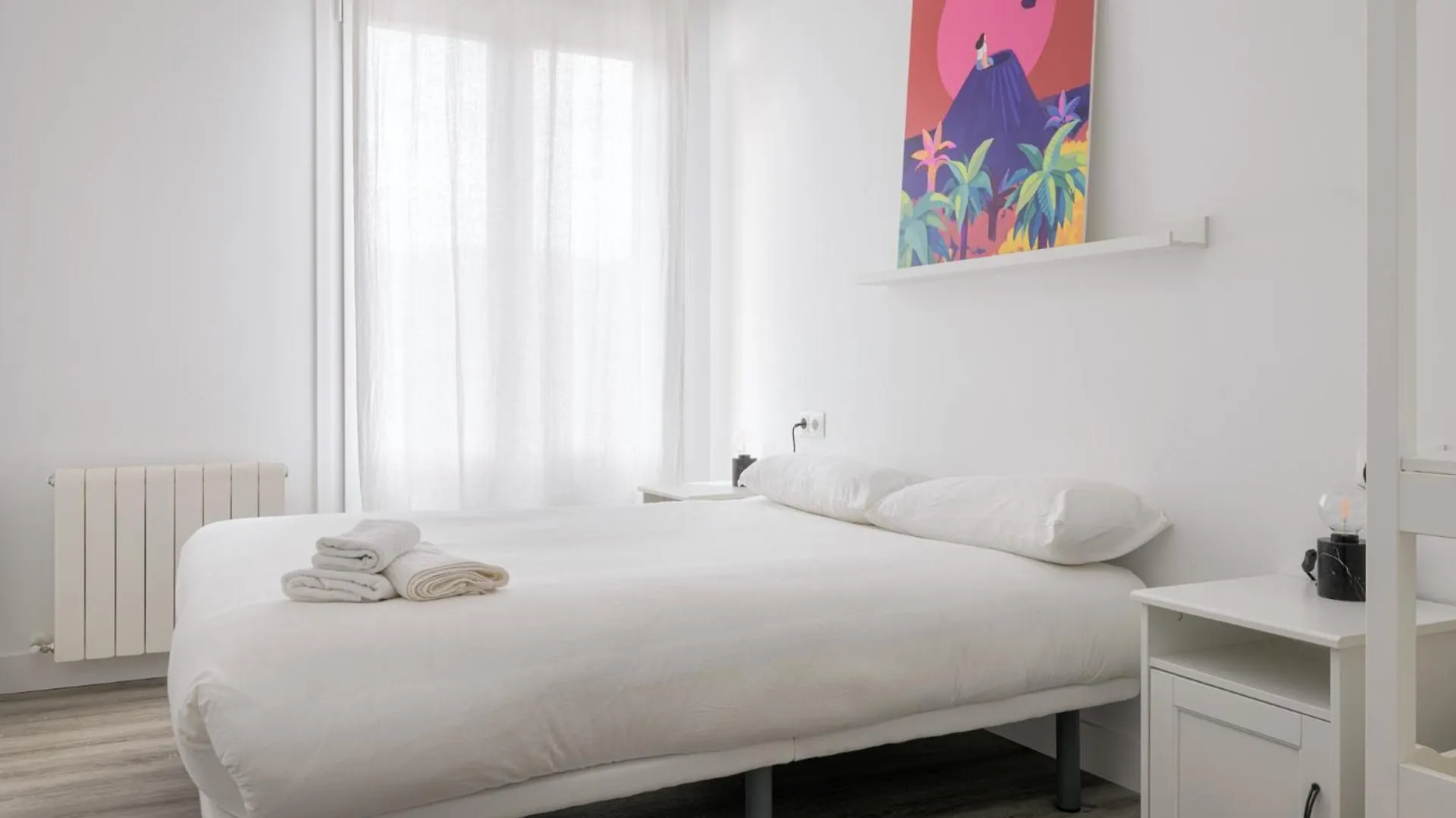 1893 Apartment 180 M. From The Old Town, A/C Bilbao 0*,