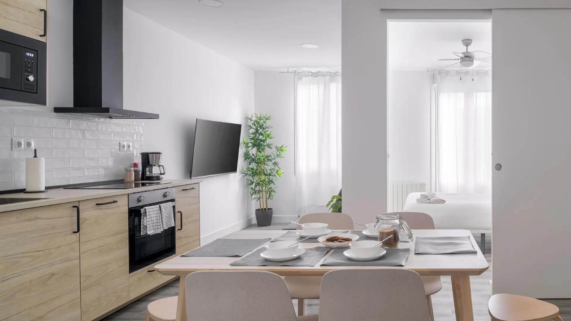 1893 Apartment 180 M. From The Old Town, A/C Bilbao